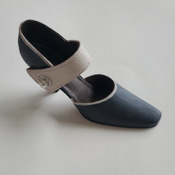 VTG S/2 OPHELIA MINI Classic COUTURE Fashion SHOE Premier 1999 Edition - Picture 1 of 8